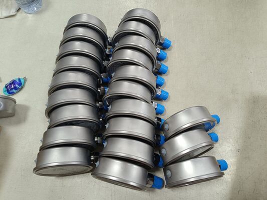 Pengukur Tekanan Hidraulik Berisi Cairan 4 inci 100mm dengan Rentang 0-2.5MPa/0-25kgf/cm² dan Desain Tahan Guncangan